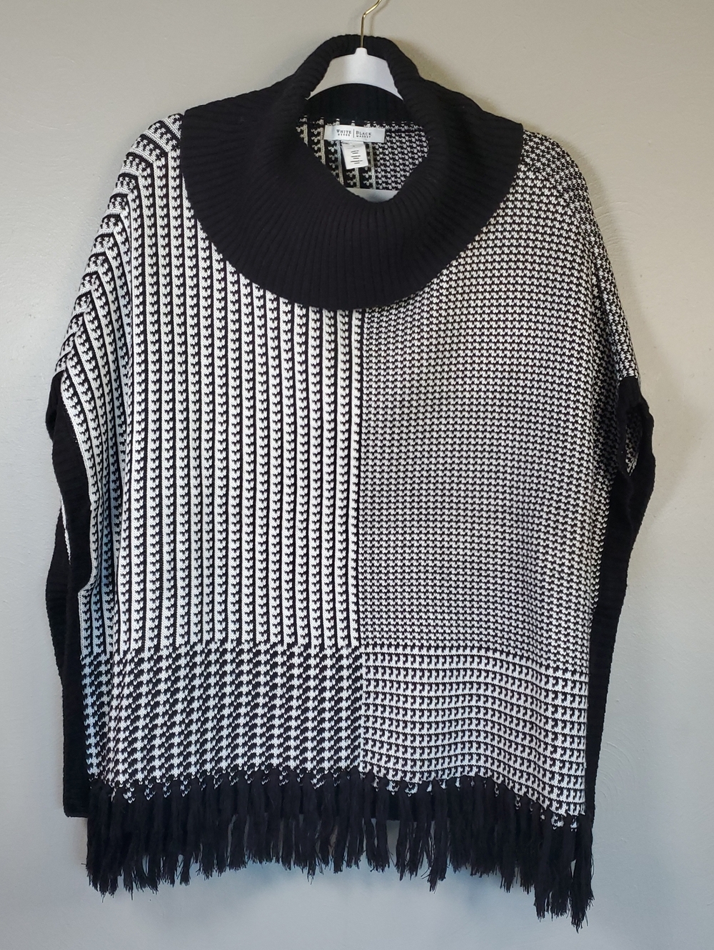White House/Black Market Textured Knit Poncho Sweater with Cowl Neck. Small